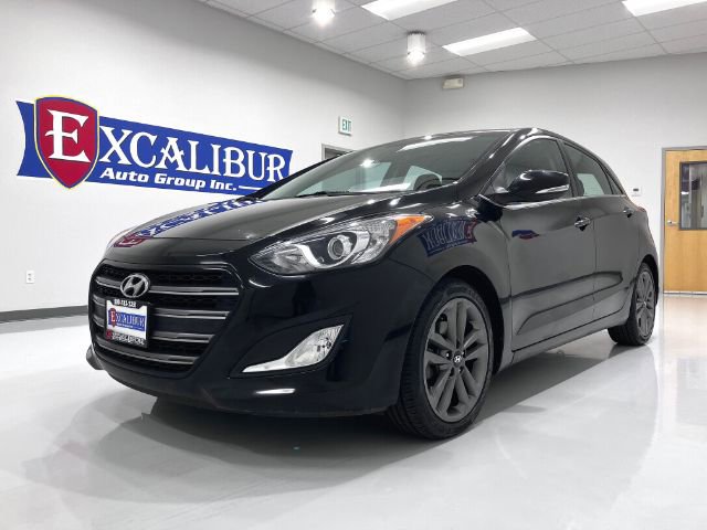 Used 2016 Hyundai Elantra GT w/ Option Group 02 image 7