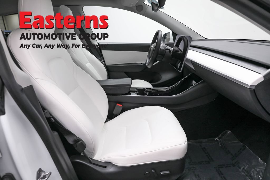 Used 2020 Tesla Model Y Long Range image 21