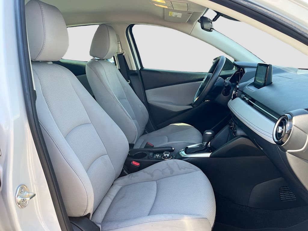 Used 2019 Toyota Yaris LE FWD image 25