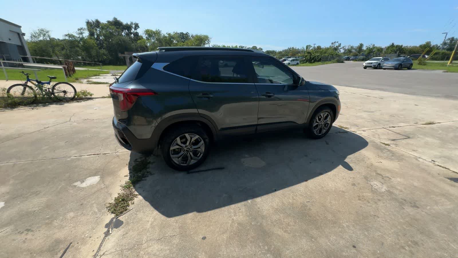 Used 2024 Kia Seltos S AWD/4WD image 8