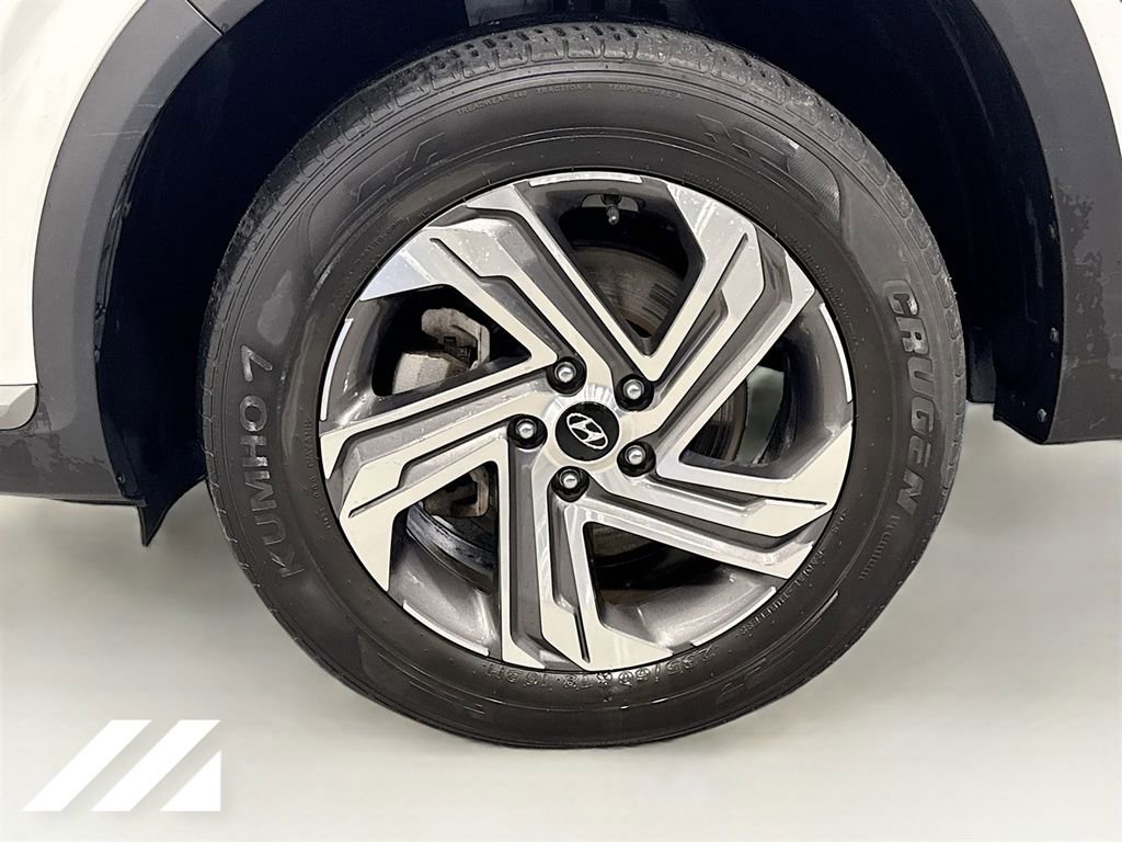 Used 2023 Hyundai Santa Fe SEL image 32