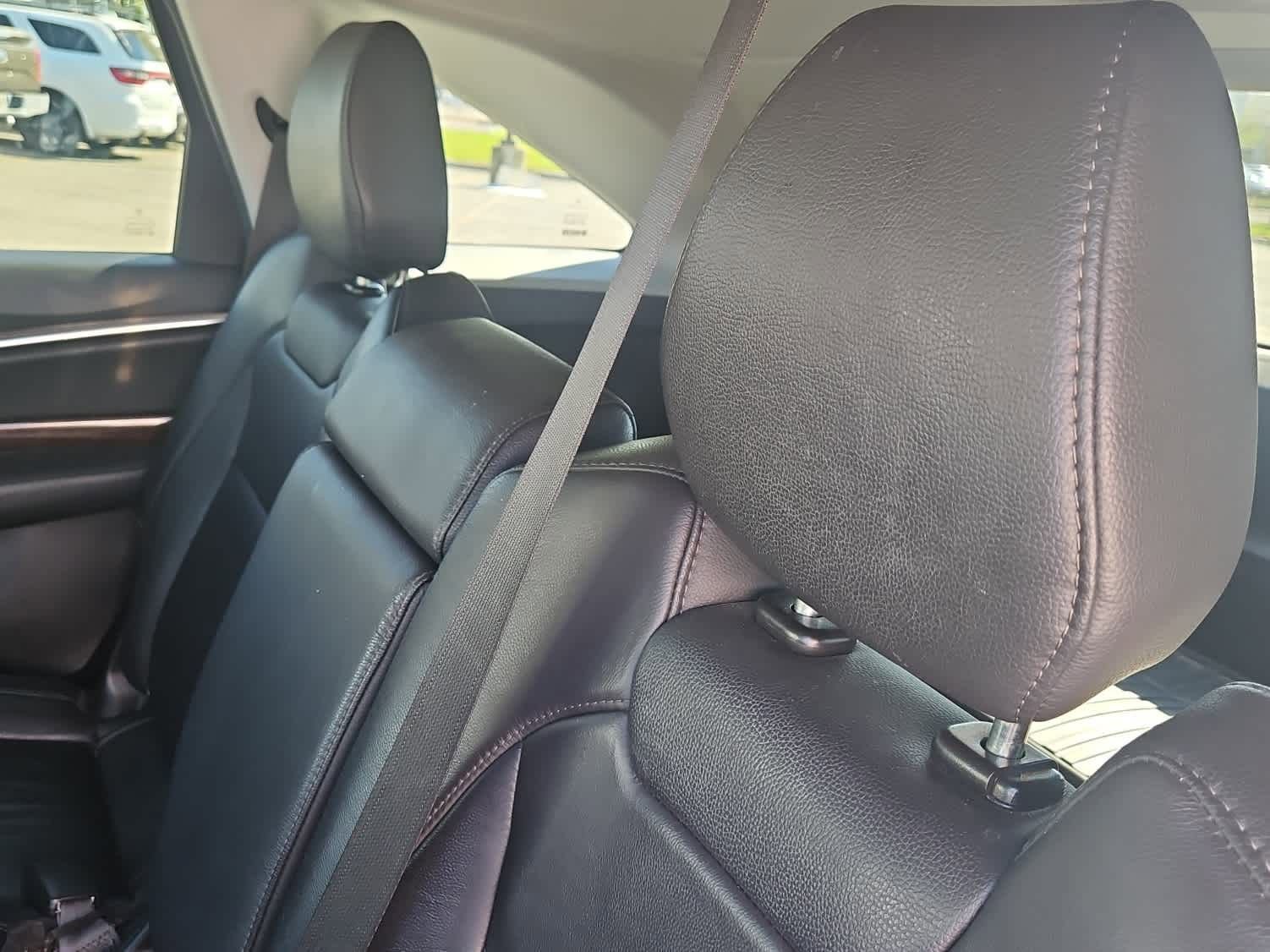 Used 2020 Acura MDX SH-AWD image 13