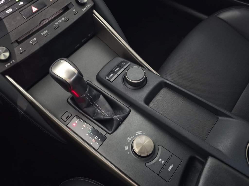 Used 2019 Lexus IS 300 w/ Accessory Package 2 RWD image 26