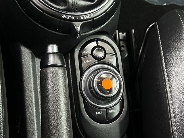 Used 2015 MINI Cooper S image 34