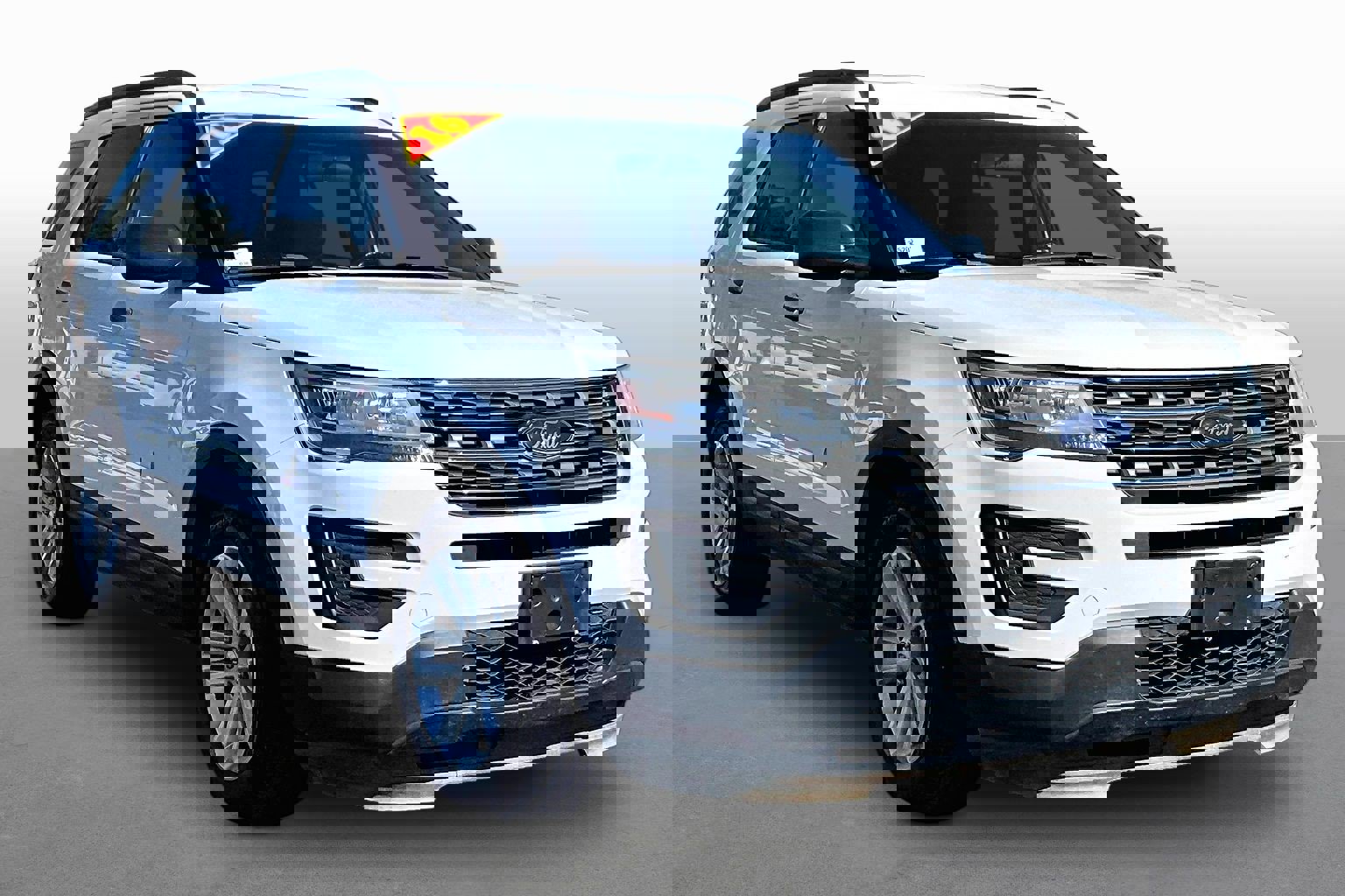 Used 2016 Ford Explorer Base image 4