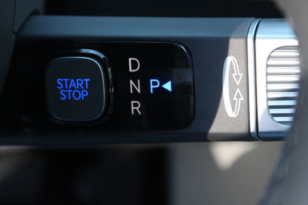 New 2026 Hyundai Ioniq 9 SE AWD/4WD image 36