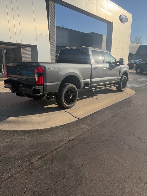 New 2026 Ford F350 Lariat w/ Black Appearance Package AWD/4WD image 7