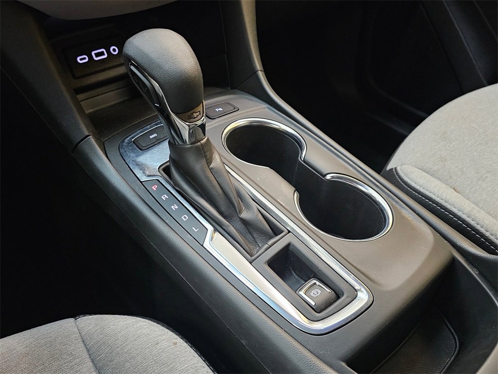 Used 2023 Chevrolet Equinox LT w/ Driver Convenience Package image 28