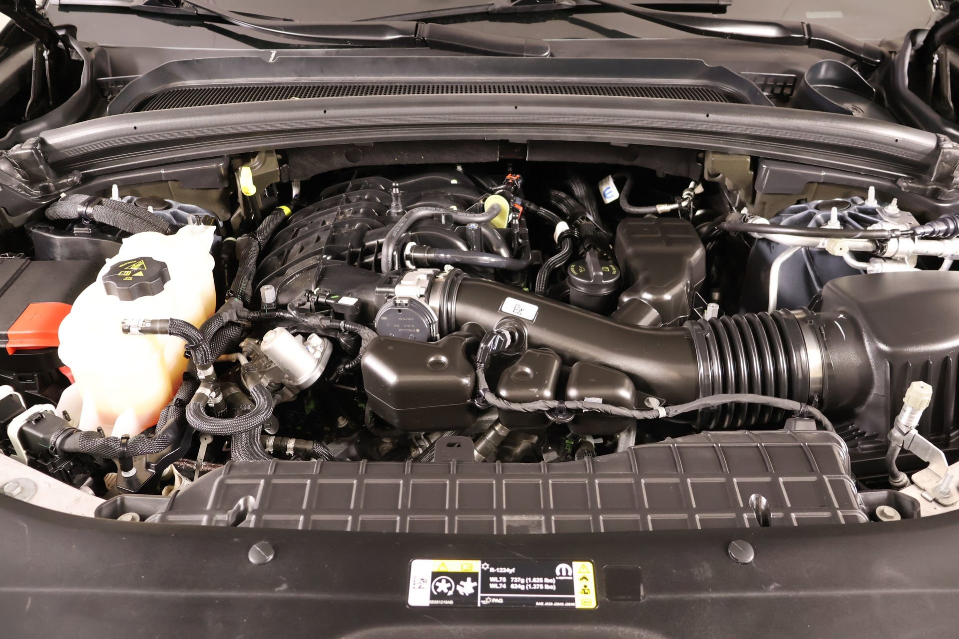 Used 2024 Jeep Grand Cherokee L Limited w/ Luxury Tech Group II AWD/4WD image 23