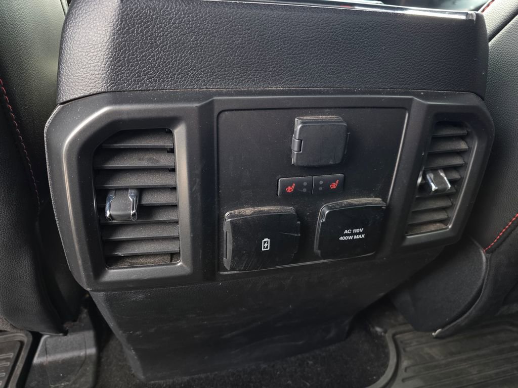 Used 2019 Ford F150 Lariat w/ Equipment Group 502A Luxury AWD/4WD image 26