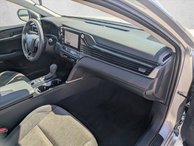 Used 2025 Toyota Camry LE FWD image 19