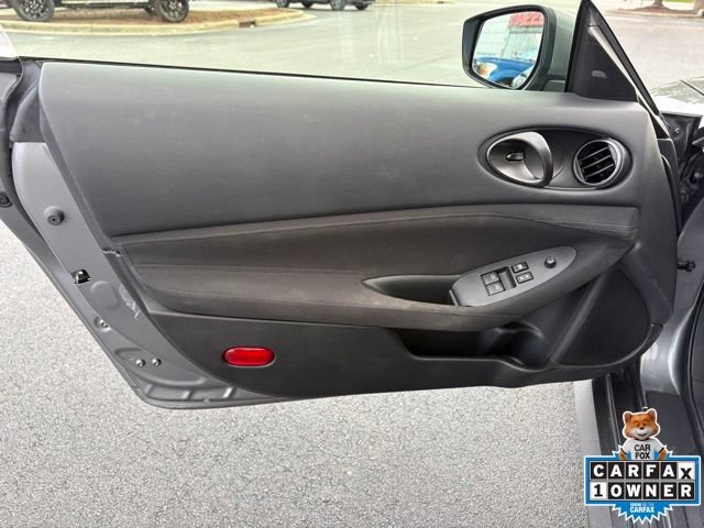 Used 2025 Nissan Z Sport w/ Floor Mat Package RWD image 23