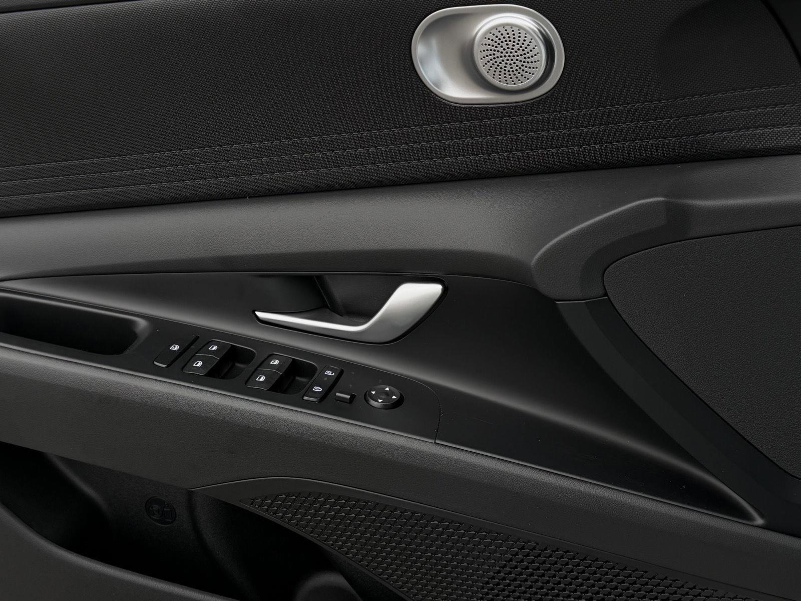 New 2026 Hyundai Elantra Blue image 18