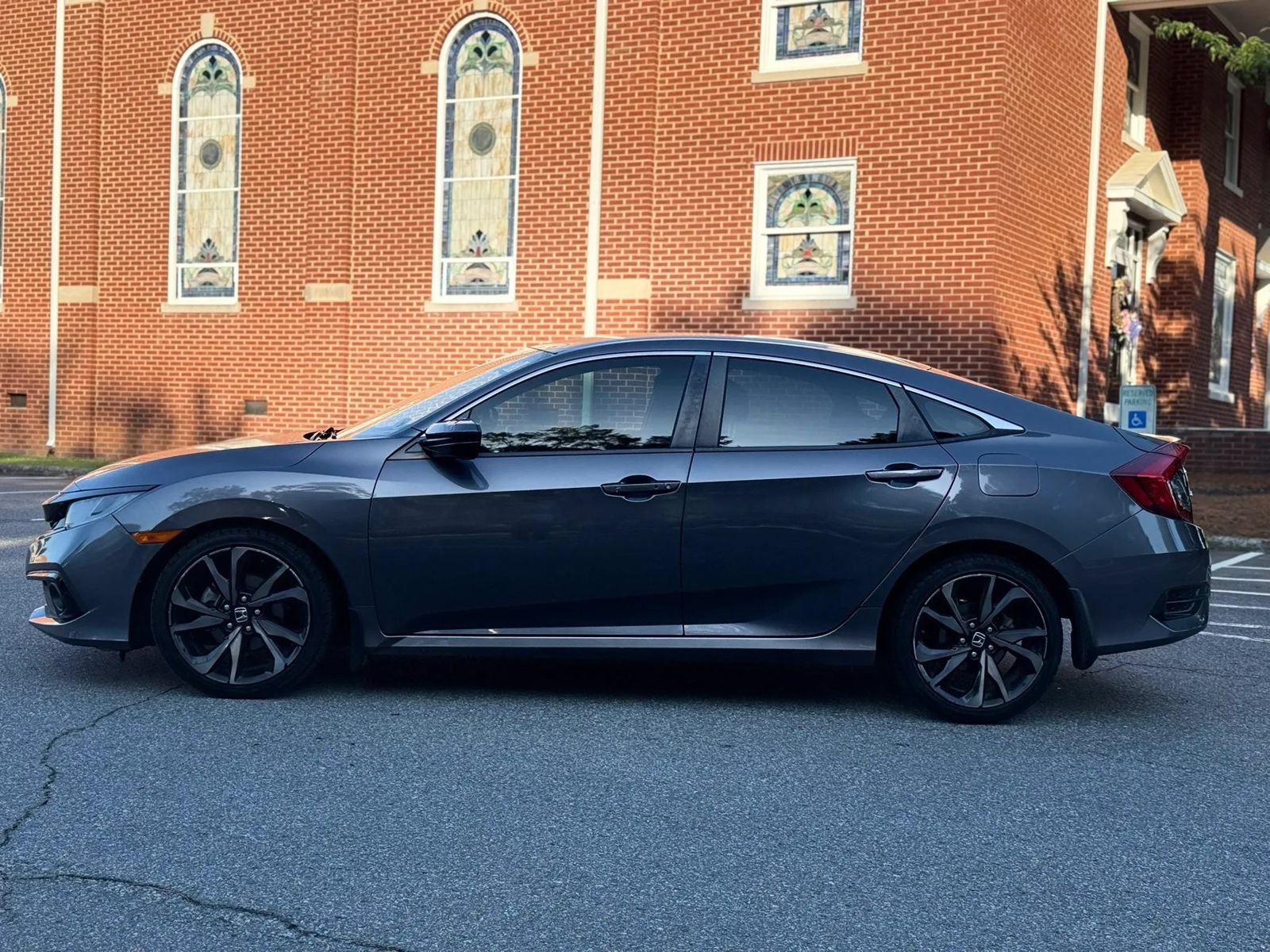 Used 2019 Honda Civic Sport image 3