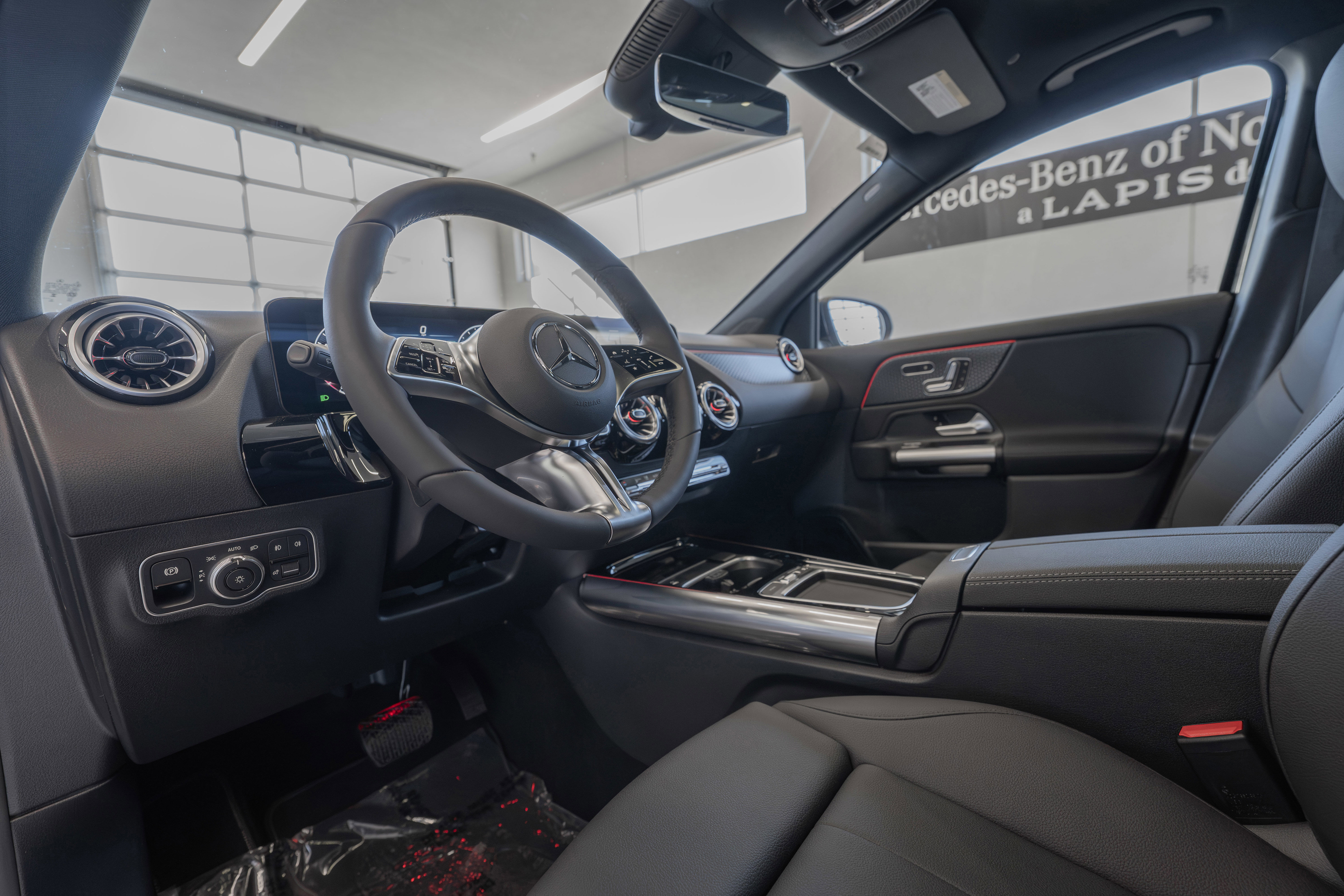 Certified 2025 Mercedes-Benz GLA 250 4MATIC image 6