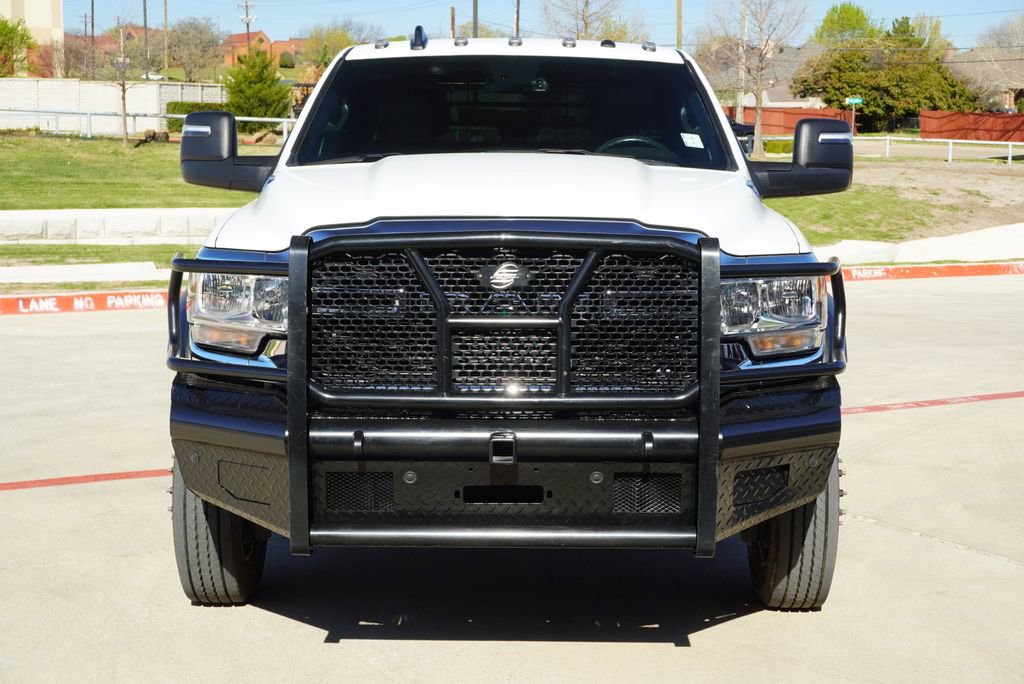 Used 2024 RAM 5500 Tradesman w/ Chrome Appearance Group image 6