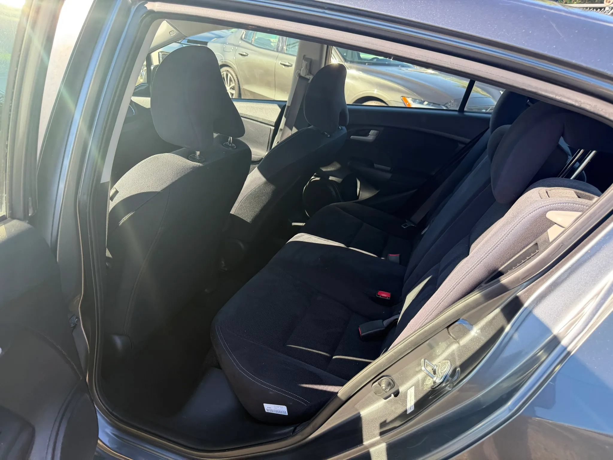 Used 2014 Honda Insight LX image 27