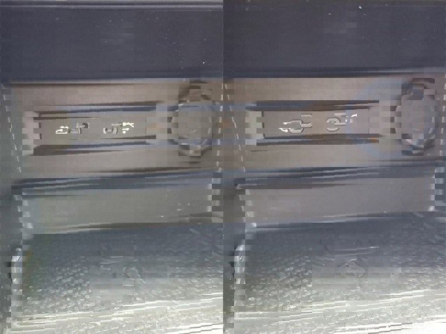 Certified 2023 Volkswagen Tiguan SE image 25