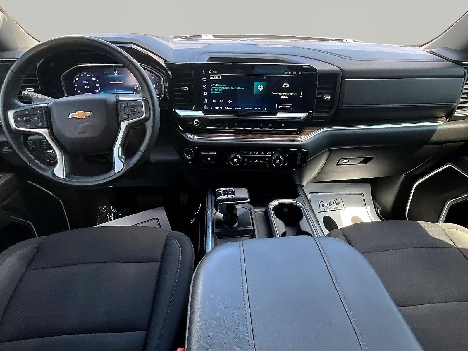 Used 2023 Chevrolet Silverado 1500 LT w/ Z71 Off-Road Package AWD/4WD image 7