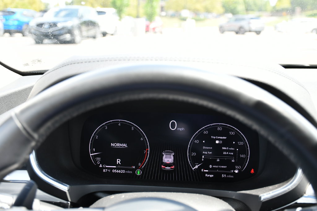 Used 2023 Acura MDX FWD image 13