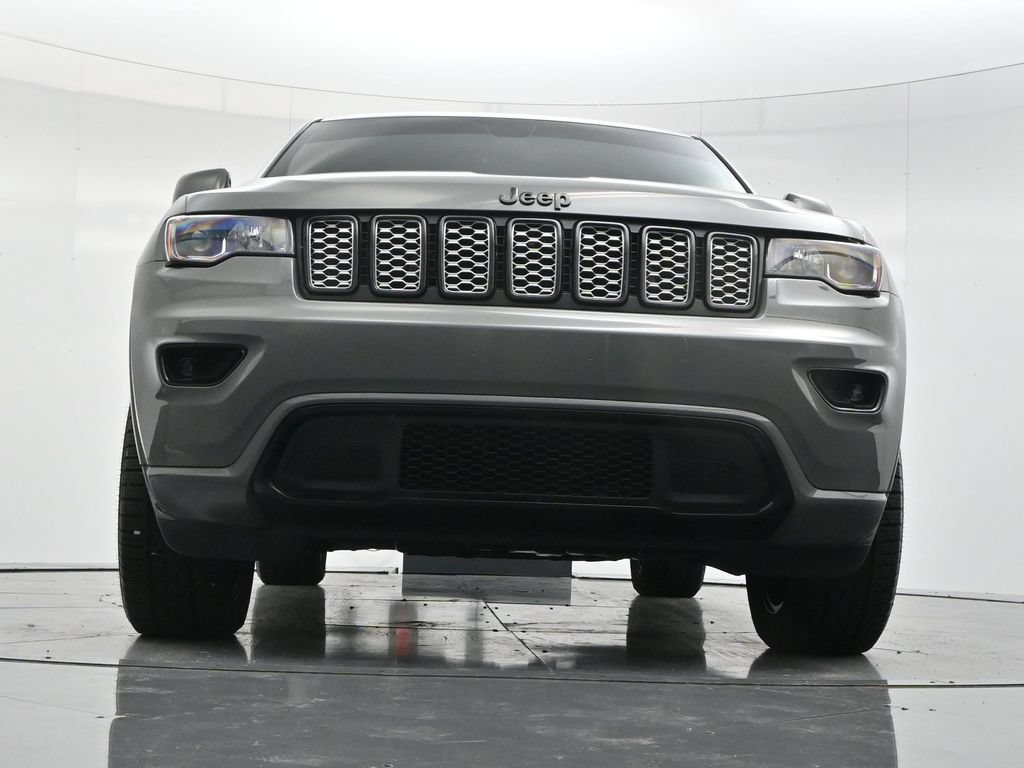 Used 2022 Jeep Grand Cherokee Laredo X AWD/4WD image 45