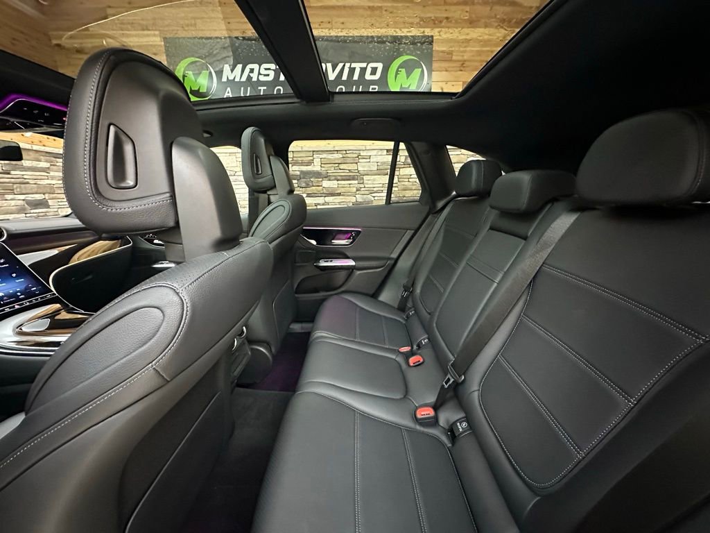 Used 2023 Mercedes-Benz GLC 300 4MATIC image 26