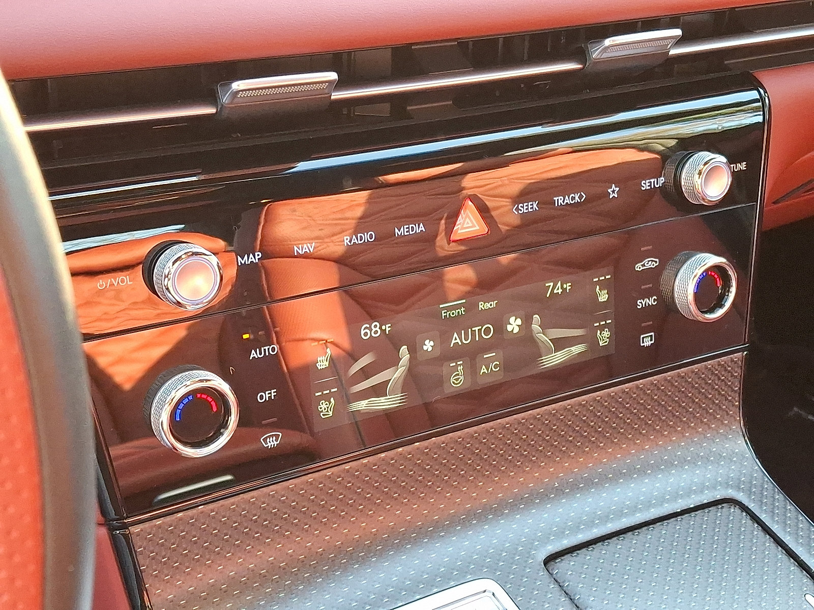 Certified 2025 Genesis G80 3.5T Sport Prestige image 23