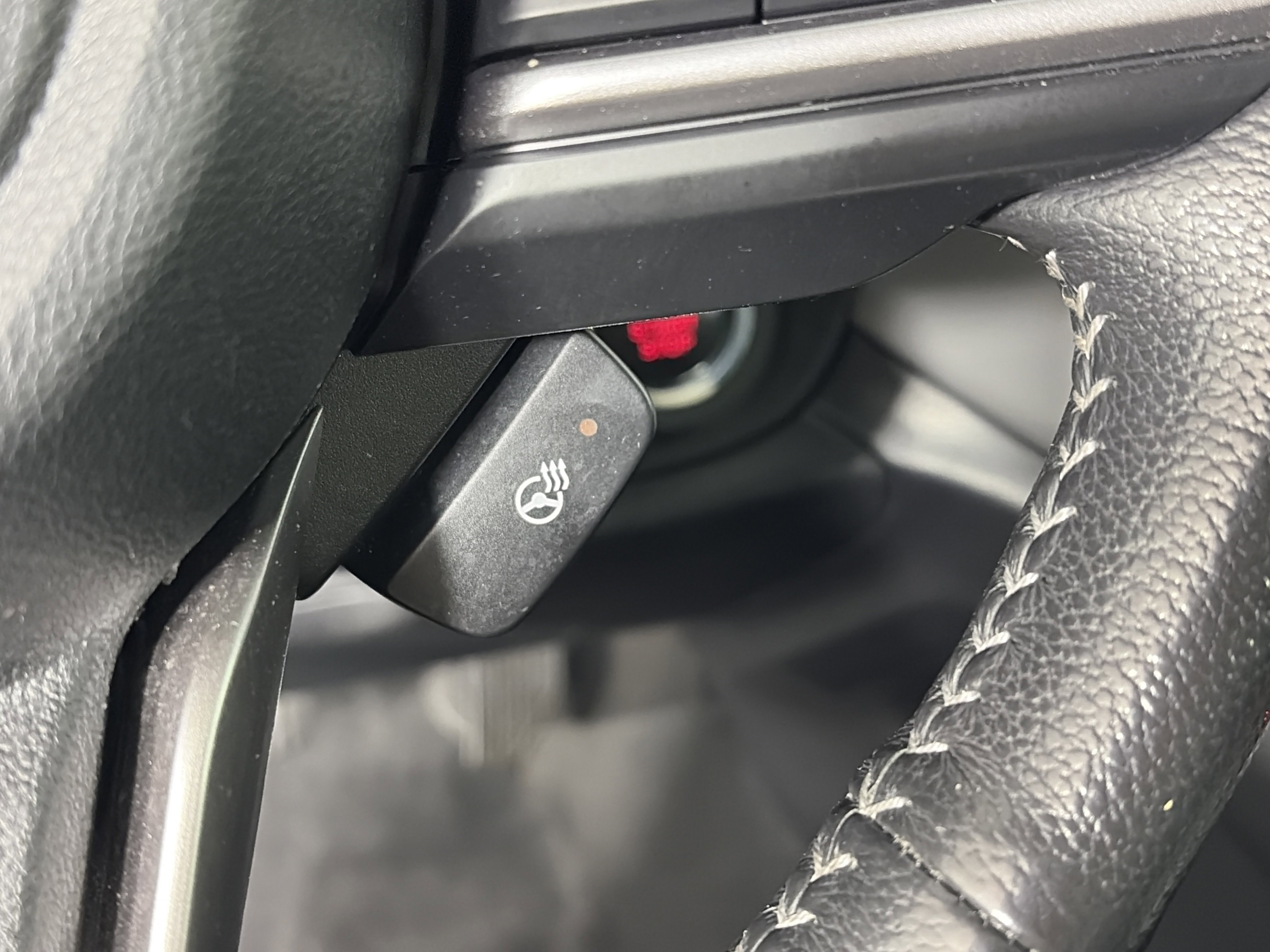 Used 2021 Subaru Outback Limited image 31