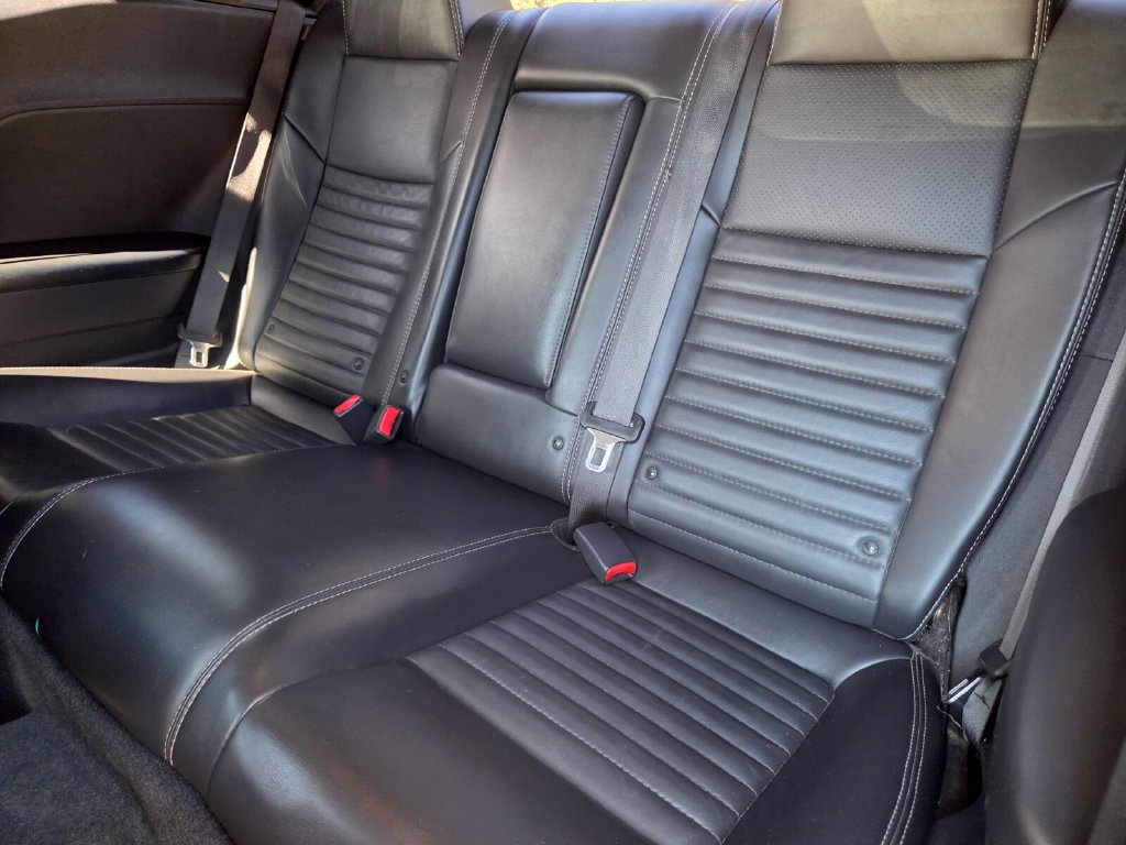 Used 2013 Dodge Challenger R/T Plus RWD image 13