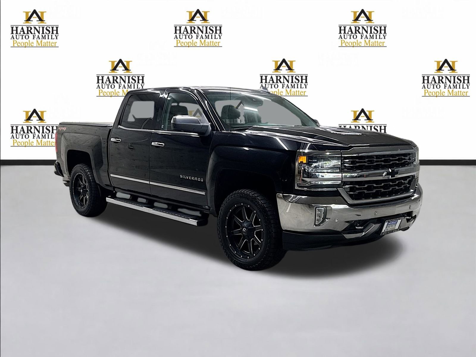 Used 2016 Chevrolet Silverado 1500 LTZ w/ LTZ Plus Package AWD/4WD video 3