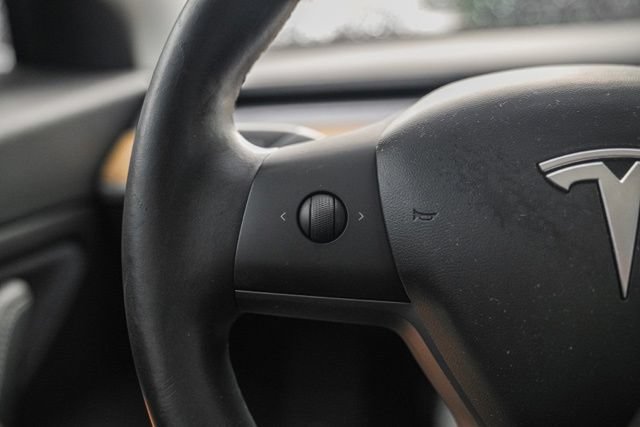 Used 2019 Tesla Model 3 Standard Range RWD image 28