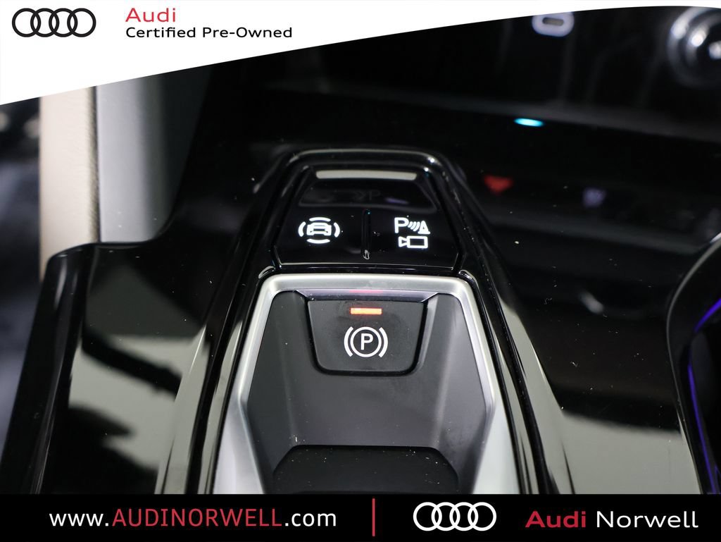 Certified 2025 Audi Q5 Premium w/ Convenience Package AWD/4WD image 5