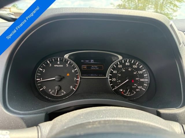 Used 2019 Nissan Pathfinder SL AWD/4WD image 19