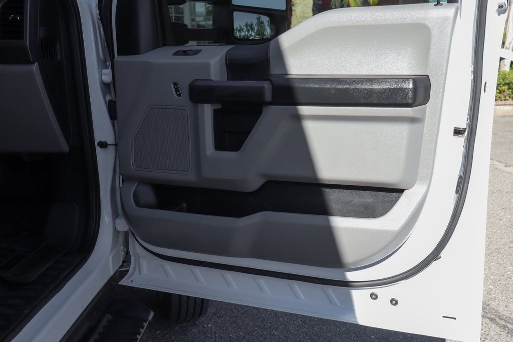 Used 2021 Ford F550 2WD Regular Cab Super Duty image 41