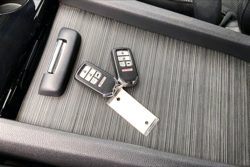 Used 2018 Honda Pilot Elite image 11