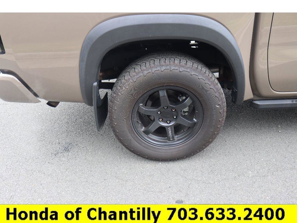 Used 2023 Nissan Frontier PRO-4X w/ Technology Package image 31