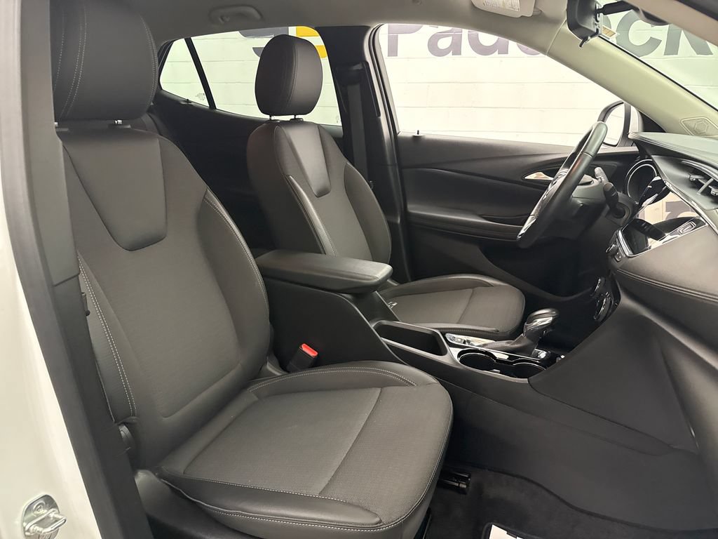 Certified 2023 Buick Encore GX Preferred w/ Cold Weather Comfort Package FWD image 39