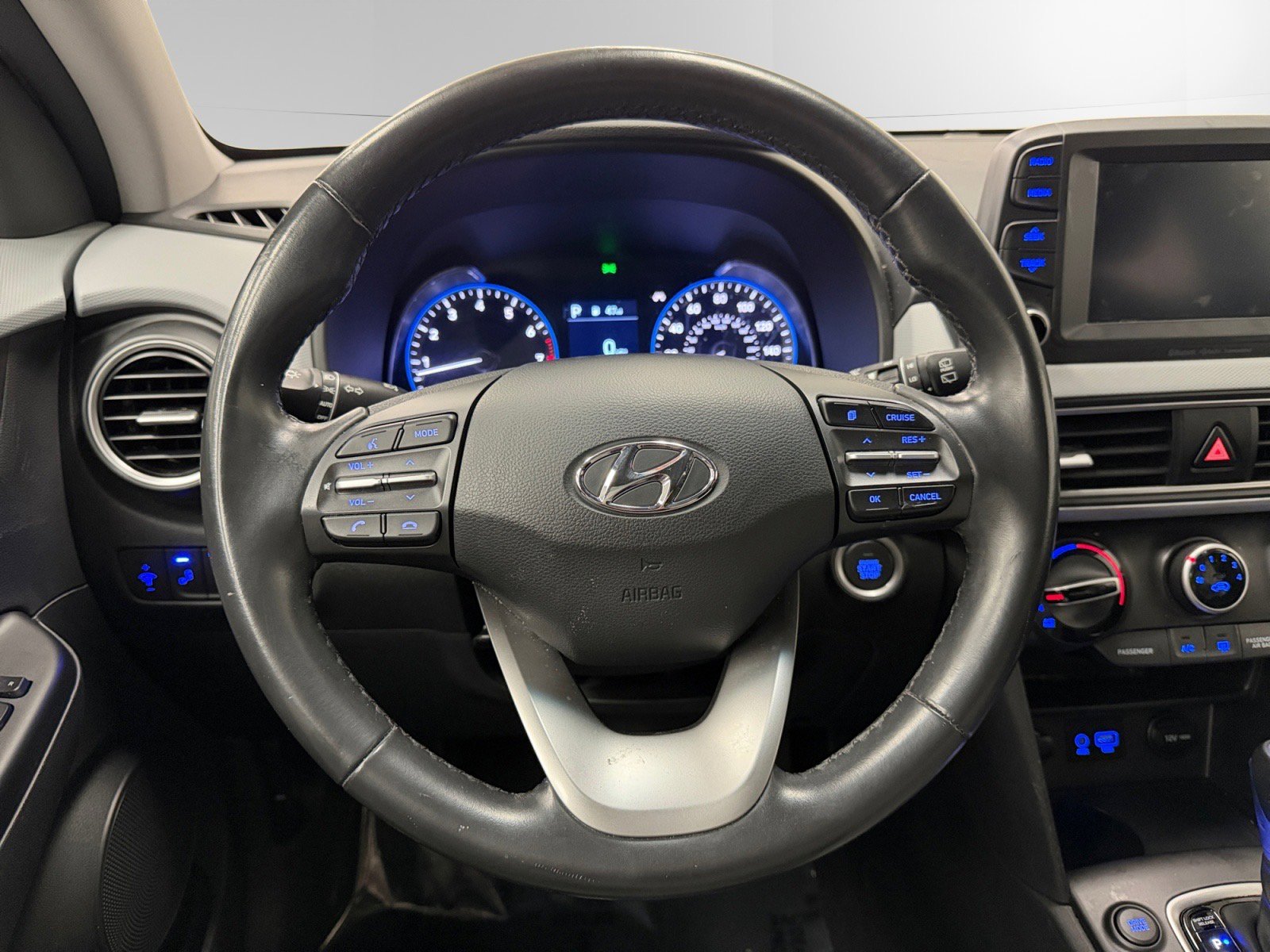 Certified 2021 Hyundai Kona SEL AWD/4WD image 12