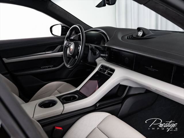 Used 2023 Porsche Taycan Cross Turismo AWD/4WD image 38