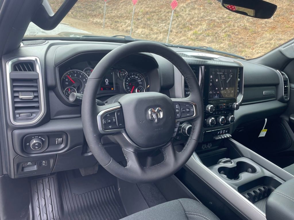 New 2026 RAM 1500 4x4 Crew Cab image 11