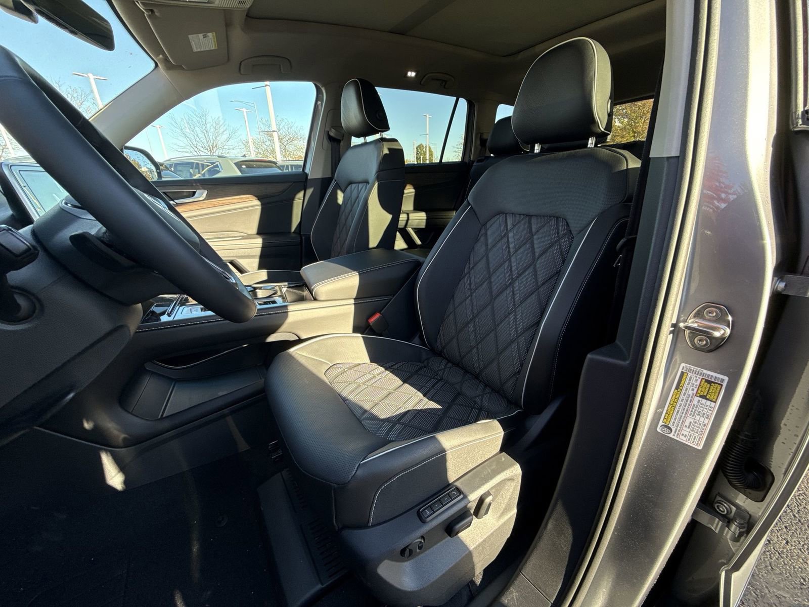 New 2026 Volkswagen Atlas SEL Premium R-Line image 12