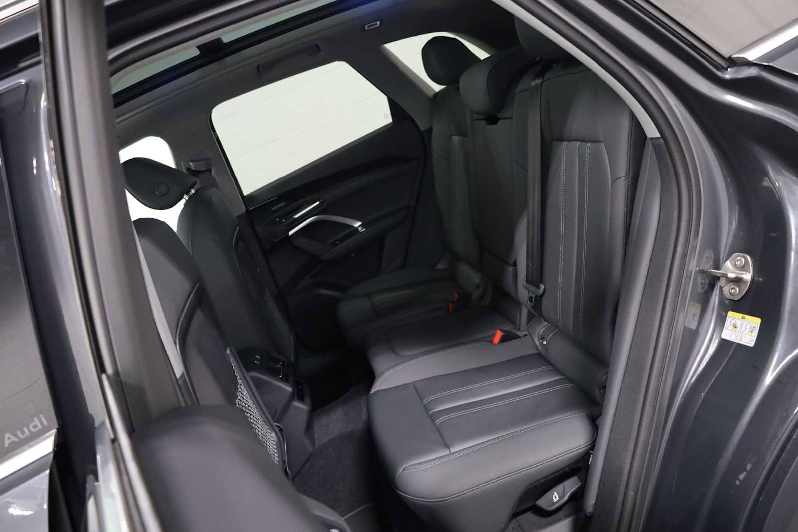 Certified 2025 Audi Q5 Premium Plus w/ Premium Plus AWD/4WD image 34