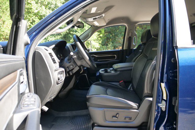 Used 2024 RAM 3500 Laramie AWD/4WD image 25