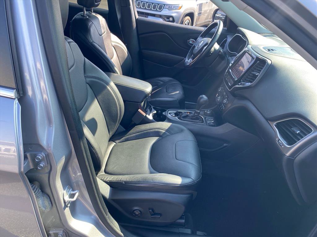 Used 2020 Jeep Cherokee Limited AWD/4WD image 25