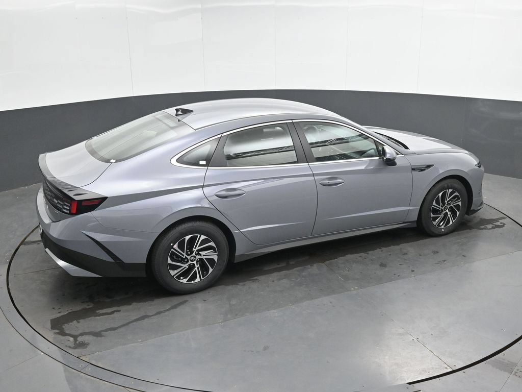 New 2026 Hyundai Sonata Blue FWD image 12