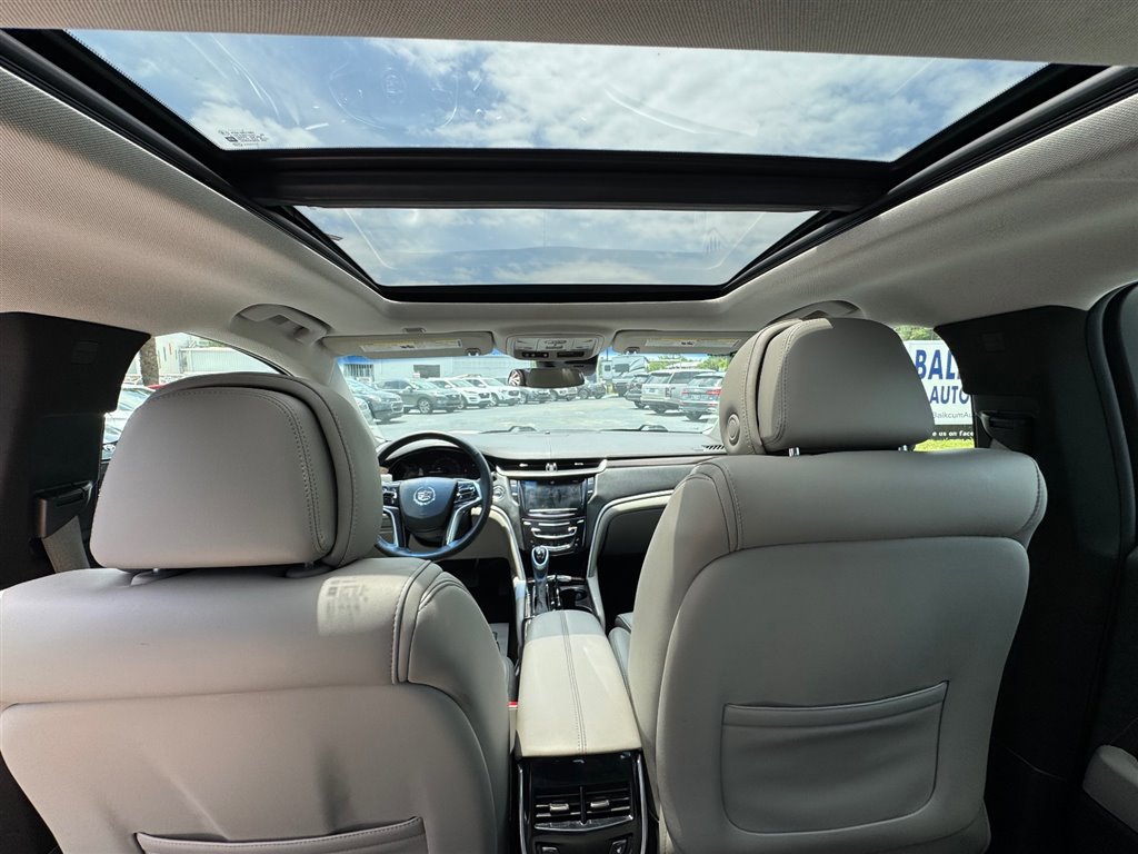 Used 2014 Cadillac XTS Luxury w/ Driver Awareness Package FWD image 22