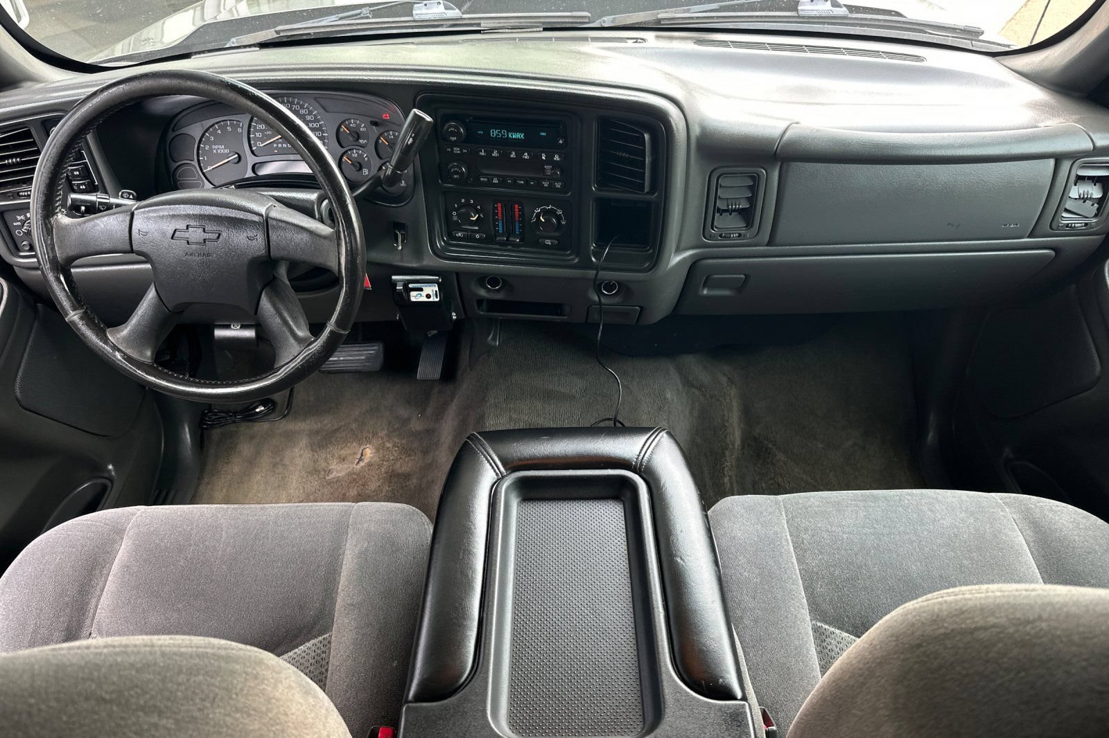Used 2006 Chevrolet Silverado 1500 LT w/ Light Duty Power Package AWD/4WD image 12