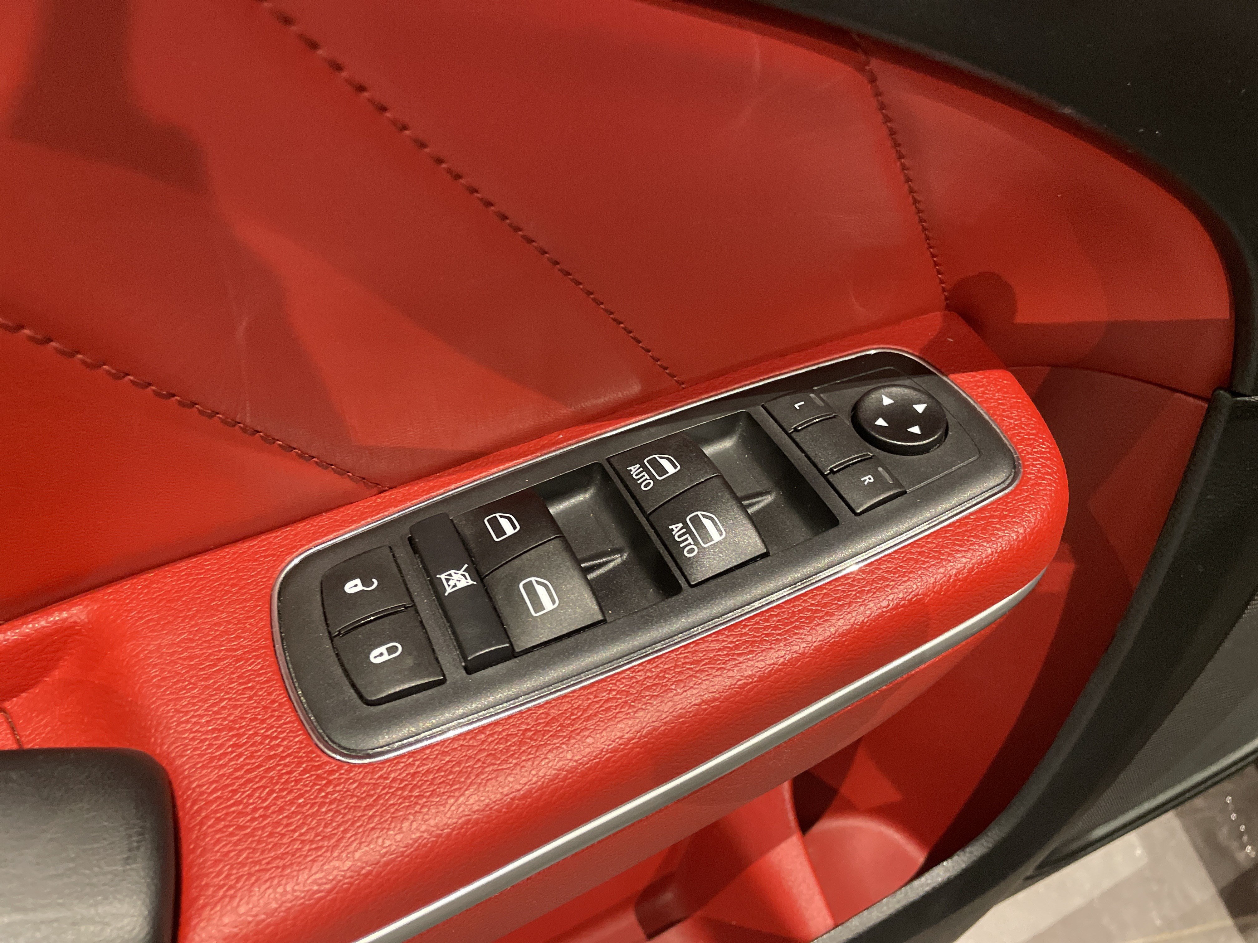 Used 2020 Dodge Charger Scat Pack RWD image 19