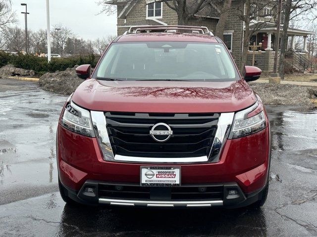 Certified 2023 Nissan Pathfinder SL image 2