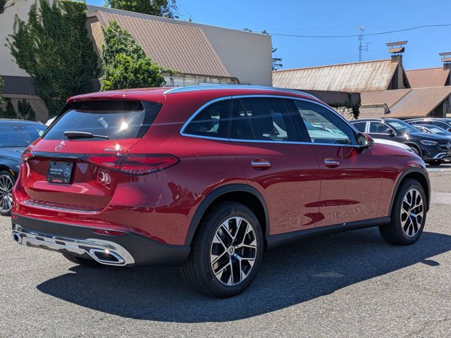 New 2026 Mercedes-Benz GLC 350e 4MATIC image 2